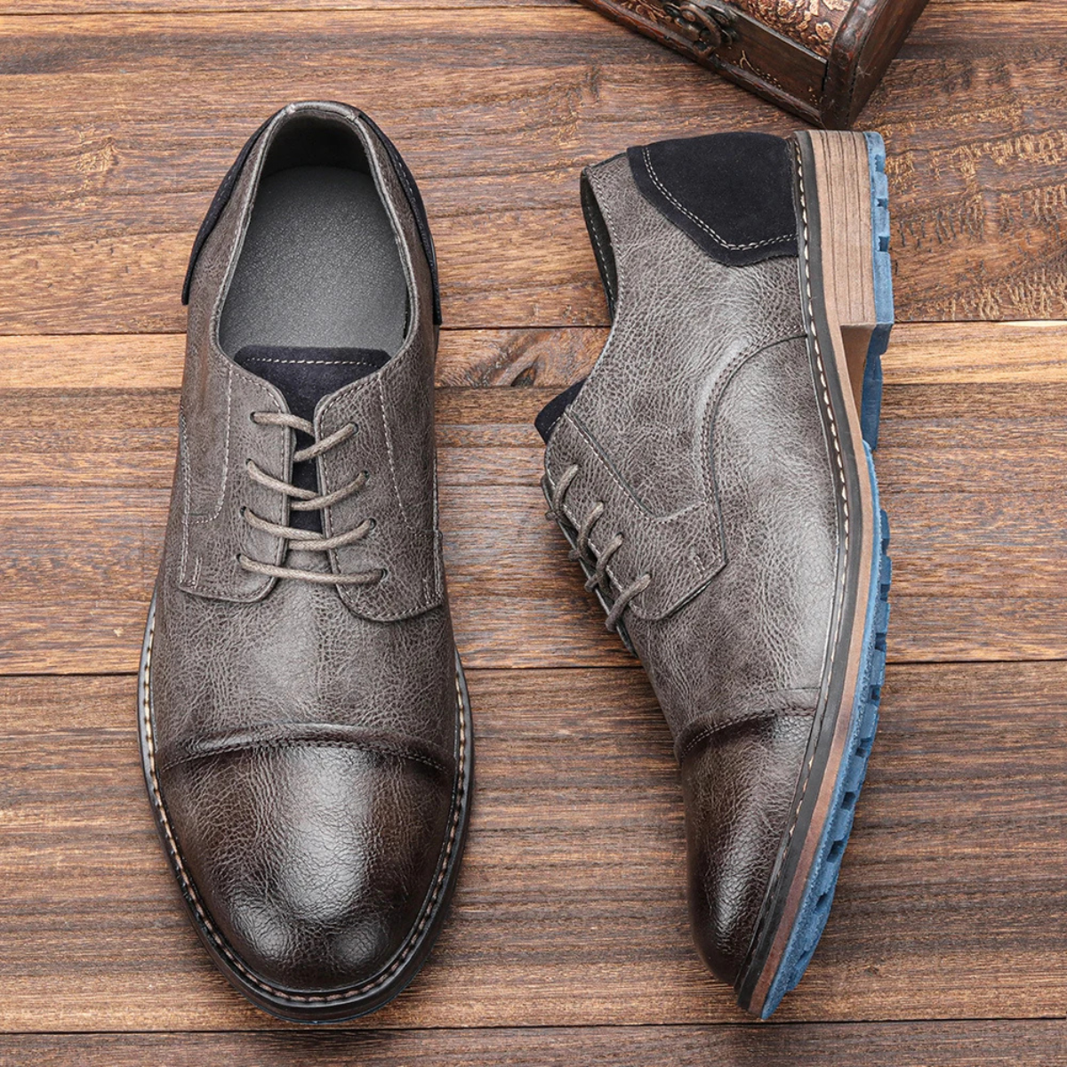 Men's lace-up leather Oxford shoes, dark gray with lace-up front and blue rubber sole