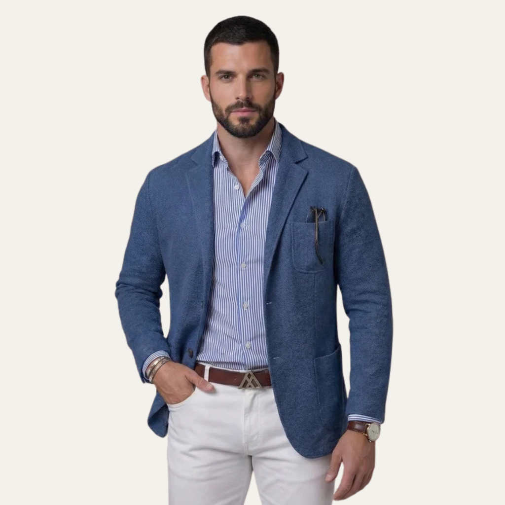 Men's lightweight slim-fit blazer in blue, chest pocket with folded pocket square.