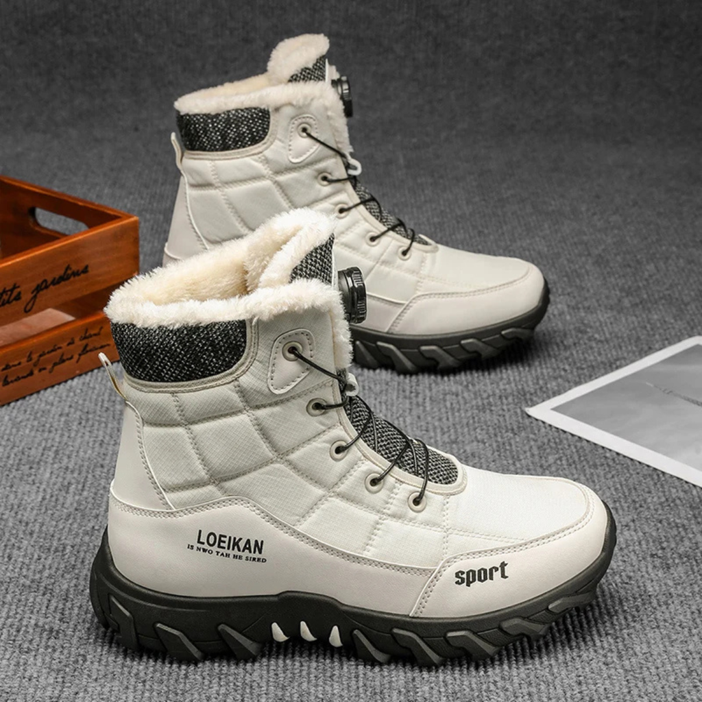 Men's white fur-lined lace-up snow boots, quilted upper and chunky anti-slip sole