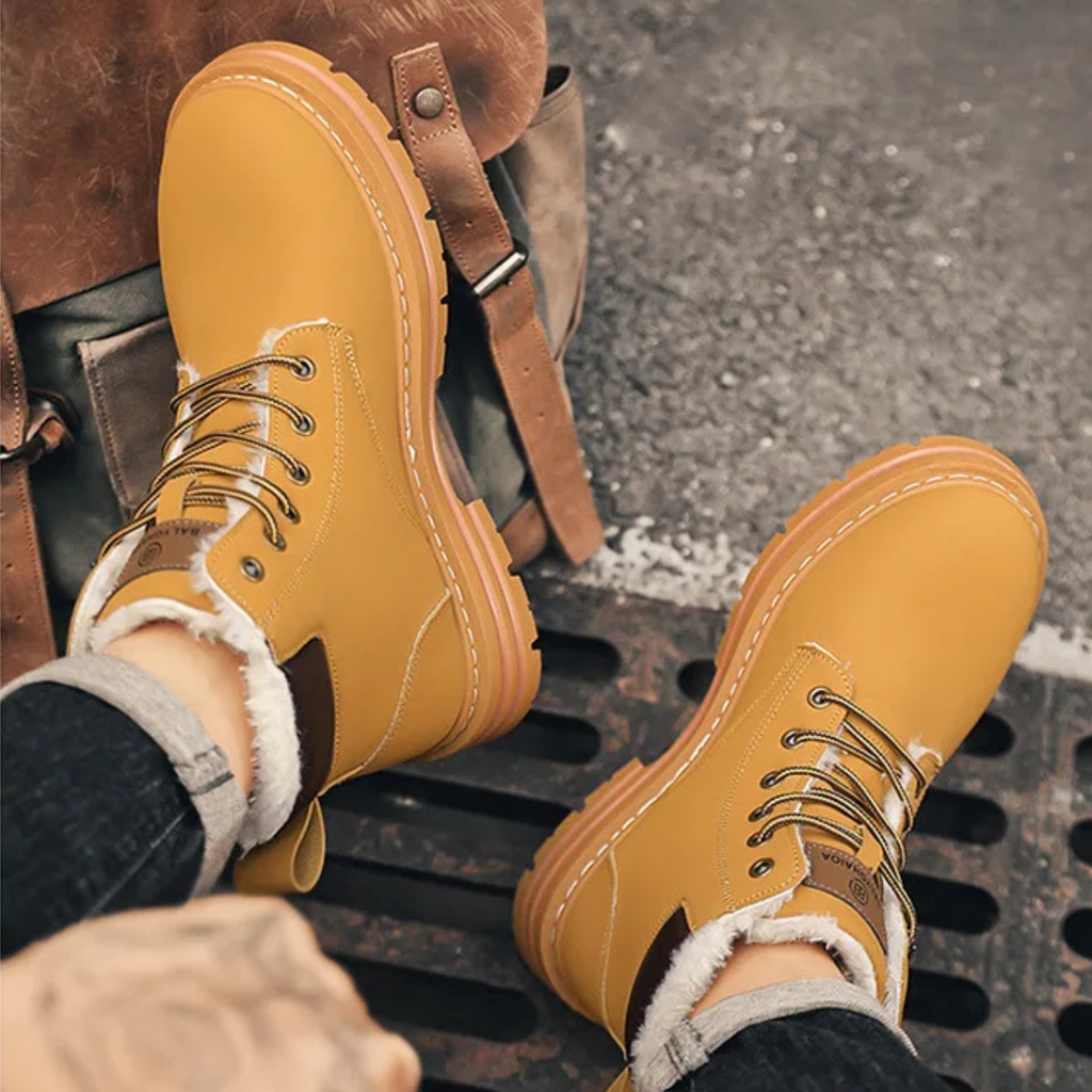 Khaki lace-up snow boots with fur trim and cushioned ankle lining