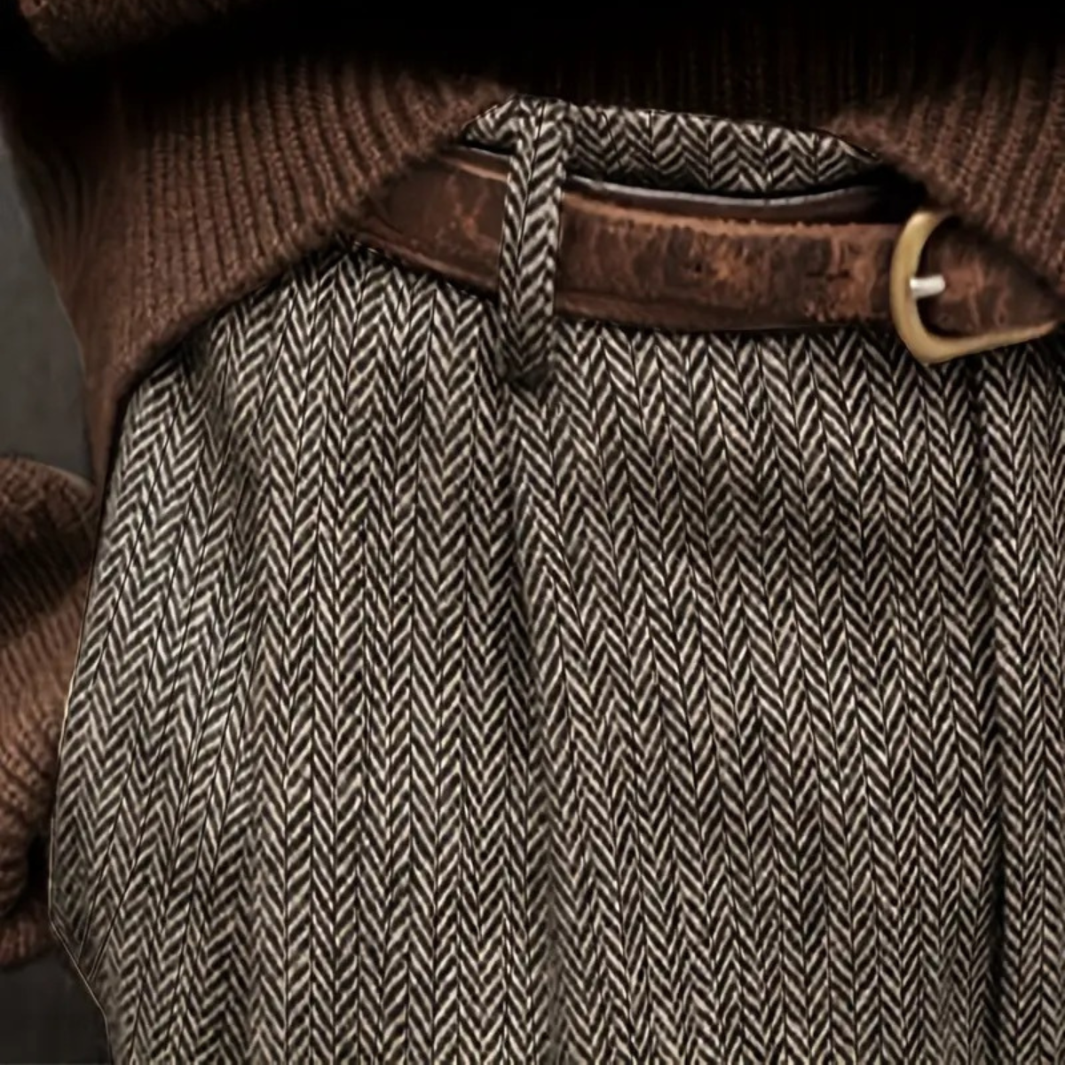 Men's high-waist pleated pants herringbone waistband with button detail