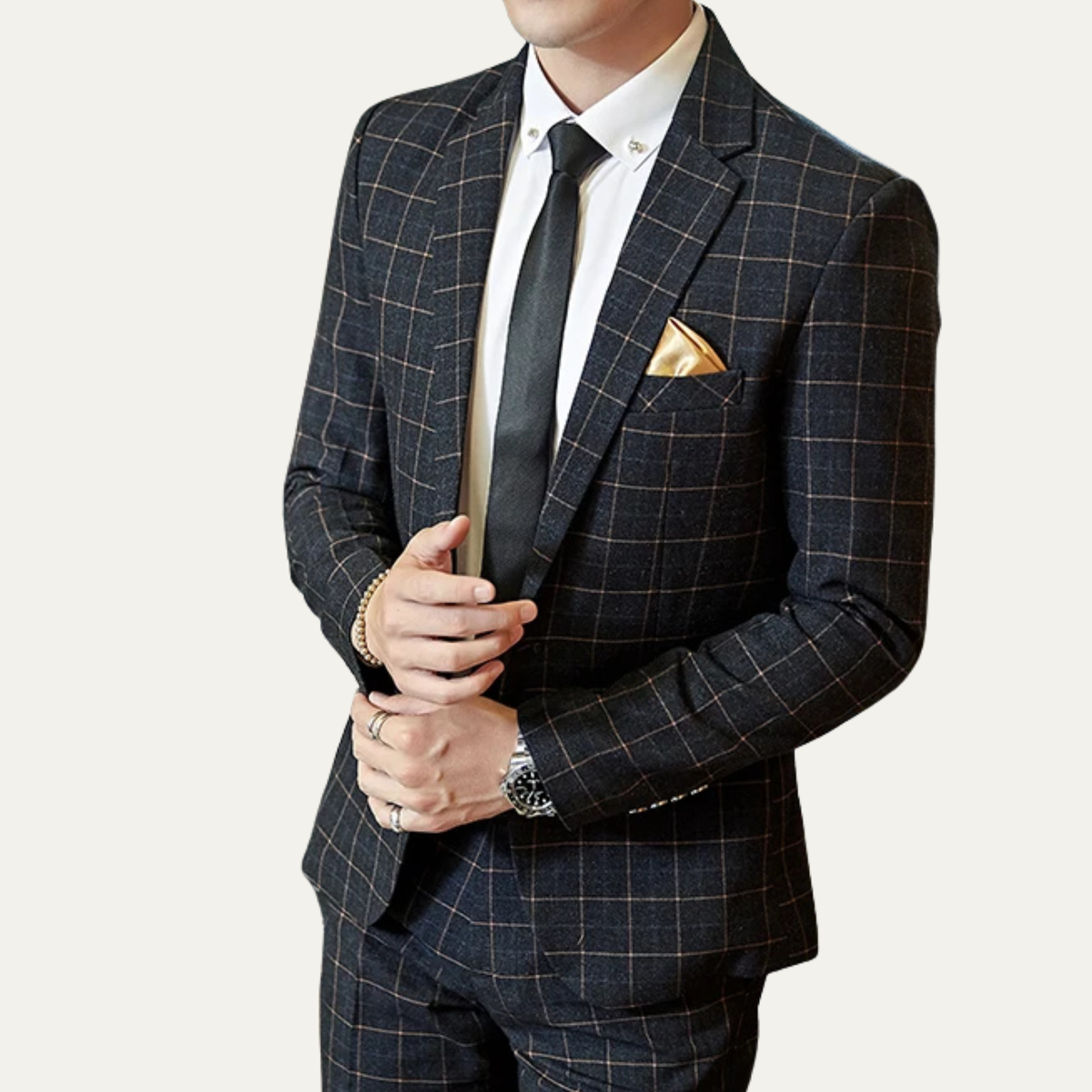 Men’s plaid slim-fit blazer with notch lapels and matching pocket square, dark pattern