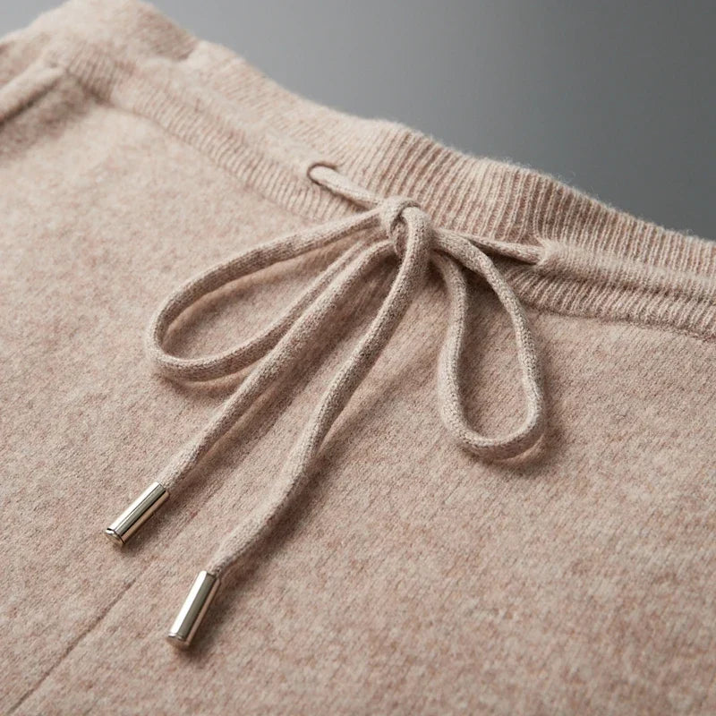 Merino Wool Knit Tapered Sweatpants for Men | Autumn and Winter Wear