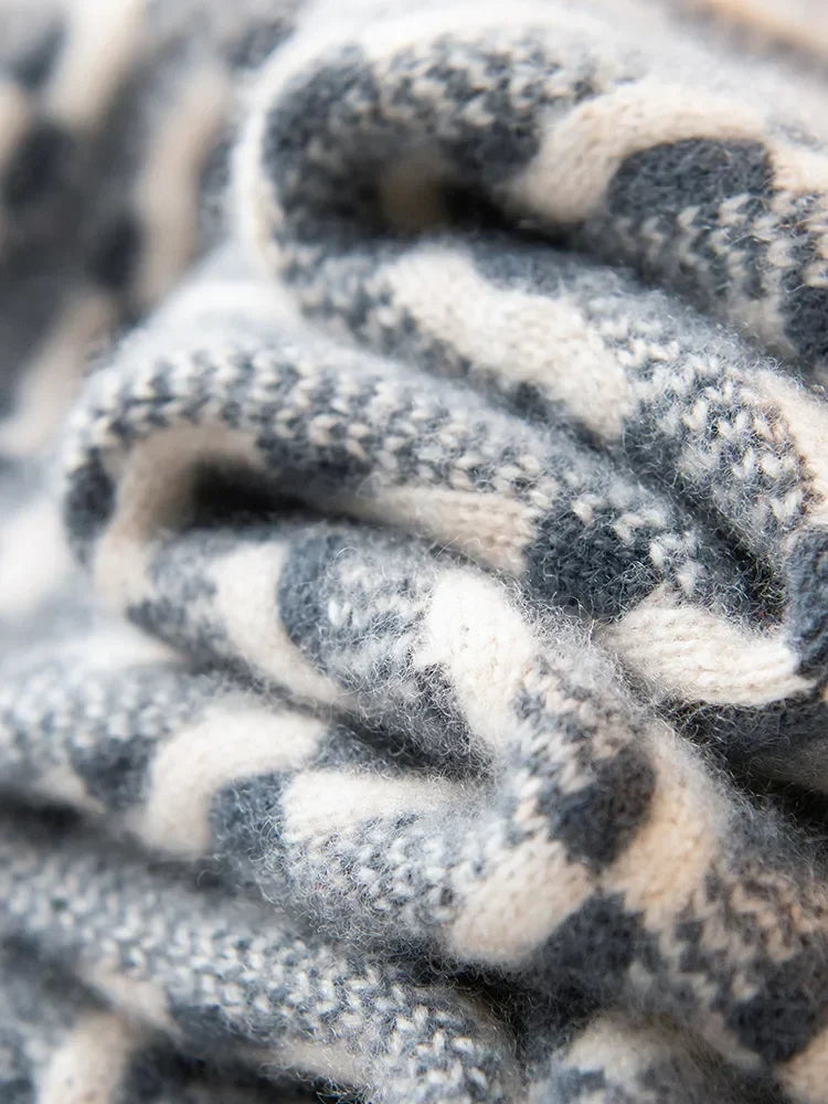 Textured Knit Pure Cashmere Crewneck Sweater for Men | Smart Casual Wear